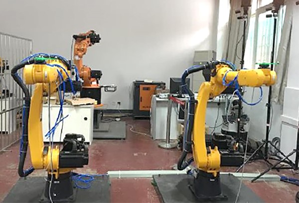 the working state of the industrial robots